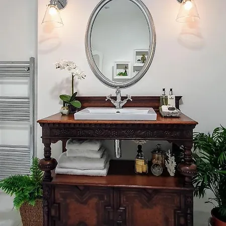 Rock View, Wensleydale Bed & Breakfast 4*