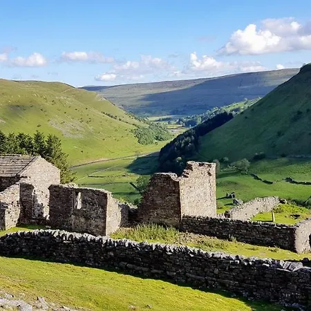 Rock View, Wensleydale Bed & Breakfast 4*